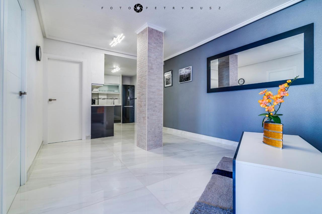 Edificio Urizaga Apartman Torrevieja Kültér fotó